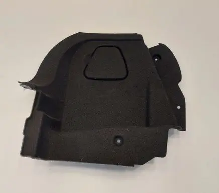 Trunk/boot side trim panel