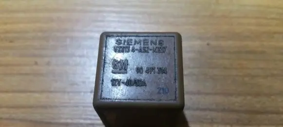 Opel Zafira A Other relay gm90491314 v23134-a52-x237