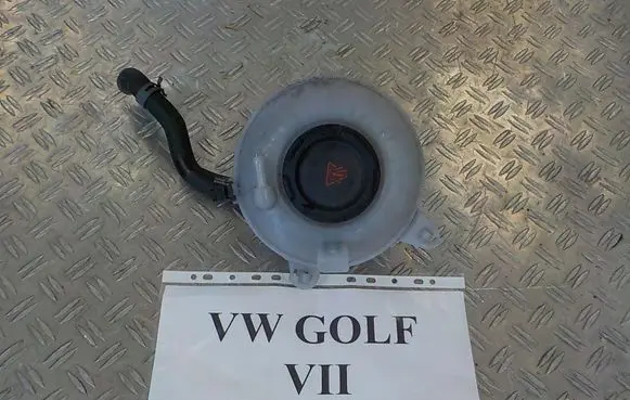 Volkswagen Golf VII Coolant expansion tank/reservoir 5Q0121407F