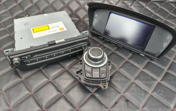 BMW 3 E90 E91 Navigation unit CD/DVD player 9211970