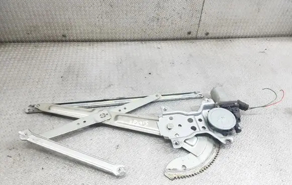Suzuki SX4 Front door window regulator with motor