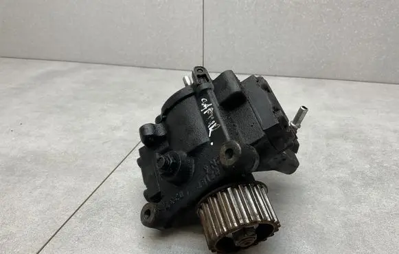 Fuel injection high pressure pump