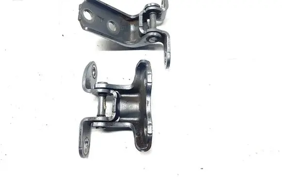 Toyota Avensis T270 Rear door hinge set 