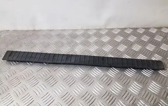 Jeep Cherokee III KJ Front sill trim cover 55352779AE