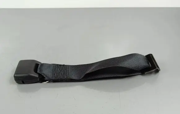 Suzuki SX4 S-Cross Middle seatbelt buckle (rear) 