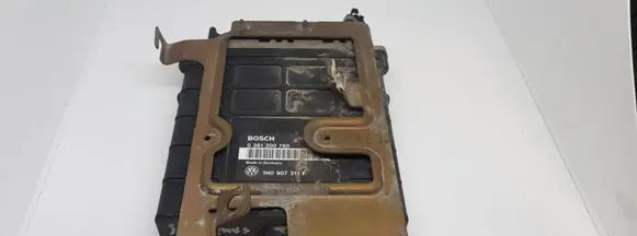 Volkswagen Golf III Engine control unit/module 0261200760 1H0907311F