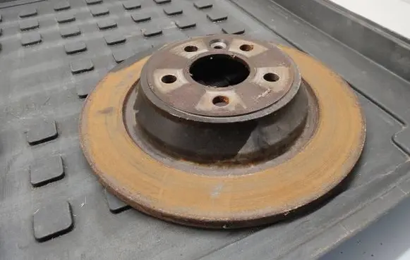 Land Rover Evoque I Rear brake disc