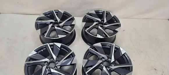 Peugeot 308 R17 alloy rim 9835057580