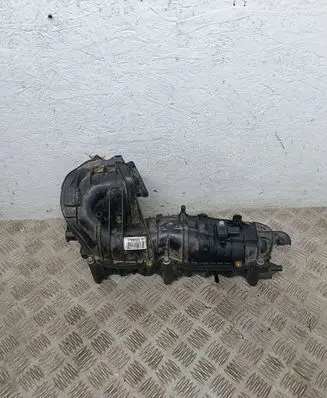 BMW 1 E81 E87 Intake manifold 7798885