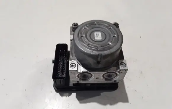 Volkswagen Golf VII ABS Pump 5Q0907379AA 5Q0614517T