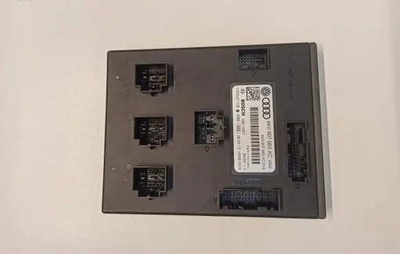 Audi A4 S4 B8 8K Comfort/convenience module 8K0907063AC