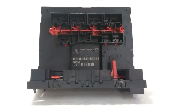 Audi A3 S3 8P Comfort/convenience module 8P0907279A 00968060