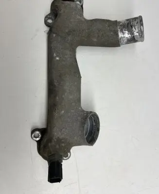 Lexus LS 430 Thermostat housing 