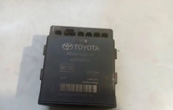 Toyota Avensis T250 Parking PDC control unit/module PZ464T042101 031194 4M0168T3A