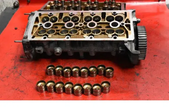 Opel Combo D Engine head 55218238