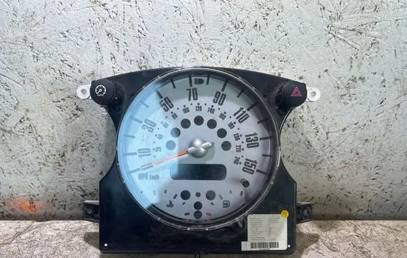 Mini One - Cooper R50 - 53 Speedometer (instrument cluster) 62116924905 AR0039001 RG21452015