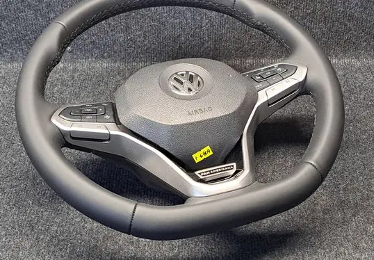 Volkswagen Transporter - Caravelle T6 Steering wheel 6380998