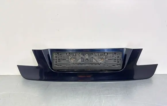 BMW 7 F01 F02 F03 F04 Tailgate trim 7186530