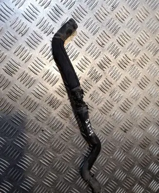 Audi Q7 4L Engine coolant pipe/hose 7L8121051F