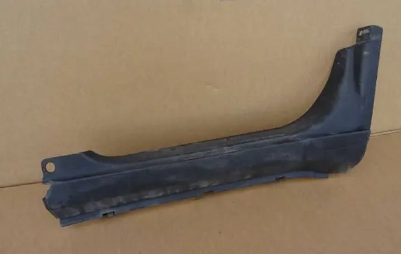 Iveco Daily 6th gen Side skirt front trim 5801521532