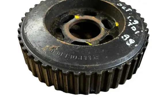 Skoda Octavia Mk2 (1Z) Fuel pump gear (pulley) 038130111B