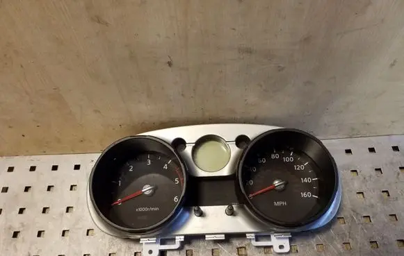 Nissan Qashqai Speedometer (instrument cluster) JD560