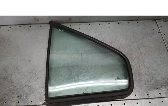 Volkswagen Bora Rear door window glass 
