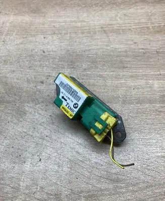 BMW 5 E39 Airbag deployment crash/impact sensor 6900728