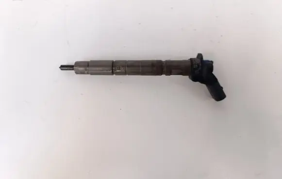 Hyundai ix35 Fuel injector 338002F000 0445116018