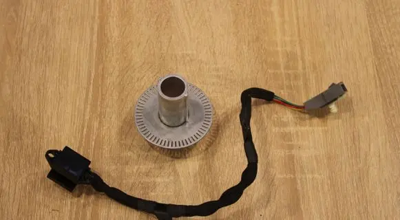 Jaguar XF X250 Sensor 2R8A3F818