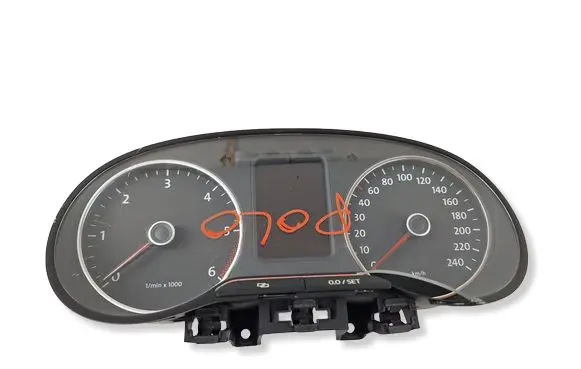 Volkswagen Polo V 6R Speedometer (instrument cluster) 6R0920861K