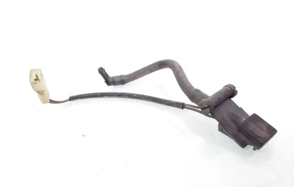 Volkswagen PASSAT B5 Windshield washer spray nozzle 3B0955986C