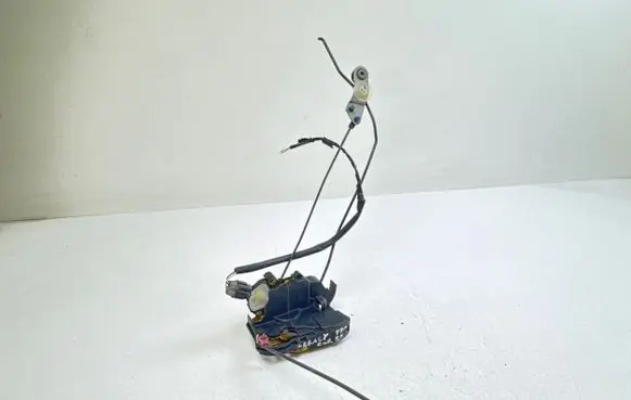 Subaru Legacy Front door lock