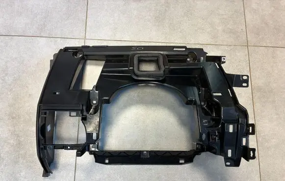 Other center console (tunnel) element