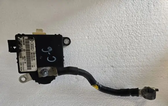 Audi A6 S6 C6 4F Power management control unit 4F0915181