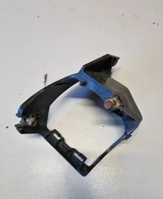 Subaru XV I Fog light bracket 84927FJ020