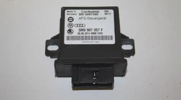 Volkswagen PASSAT B7 Light module LCM 5M0907357F