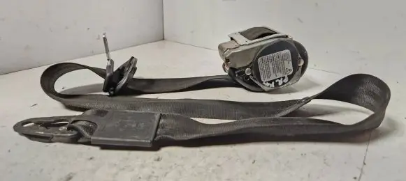 Audi A6 S6 C6 4F Front seatbelt 040335