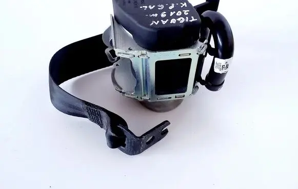 Volkswagen Tiguan Rear seatbelt 34230375H