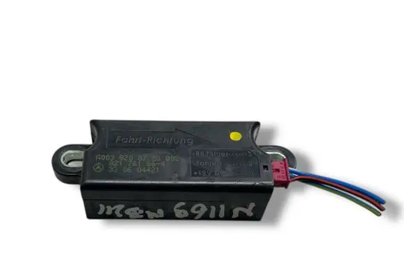 Mercedes-Benz E W211 Airbag deployment crash/impact sensor A0038200726 821761664 330604421