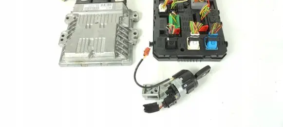Citroen C4 Grand Picasso Engine control unit/module ECU 9675391480