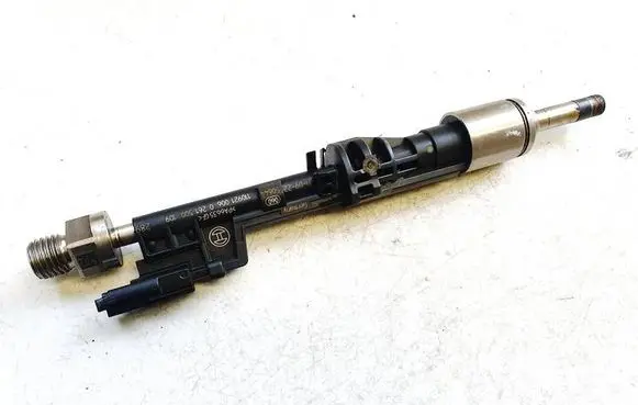 BMW 5 F10 F11 Fuel injector 0261500109 110921006