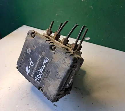 Chrysler Voyager ABS Pump 04686987AD 344286 25094602953