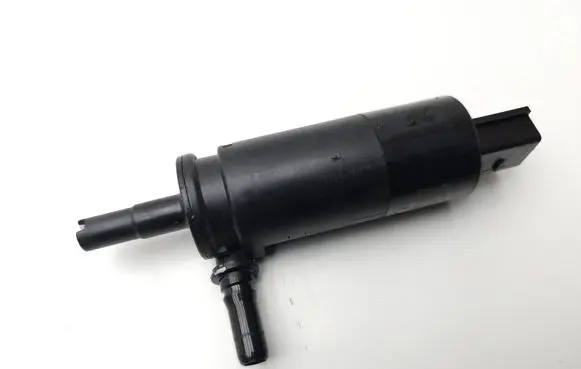 BMW X5 F15 Headlight washer pump 7340773