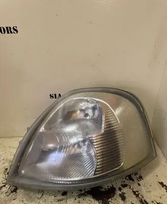 Renault Master II Headlight/headlamp
