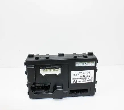 Nissan Leaf I (ZE0) Central body control module 284B13NF0A