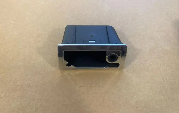 Volkswagen Touareg I Rear door ashtray 7L6867317