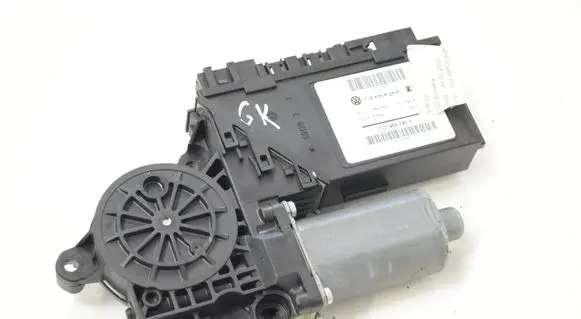 Porsche Cayenne (9PA) Rear door window regulator motor 7L0959795A