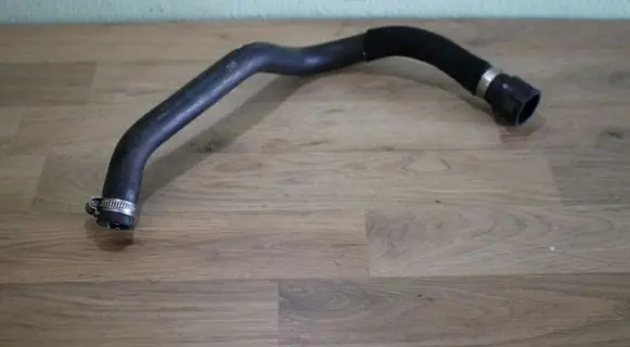 BMW 1 E81 E87 Engine coolant pipe/hose 6928592