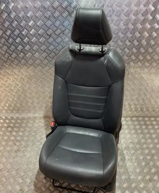 Toyota RAV 4 (XA50) Front driver seat PK19540